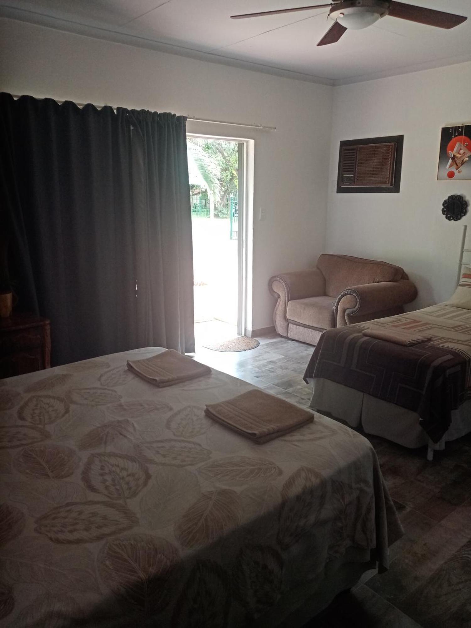 De La Rose Guesthouse Lephalale المظهر الخارجي الصورة