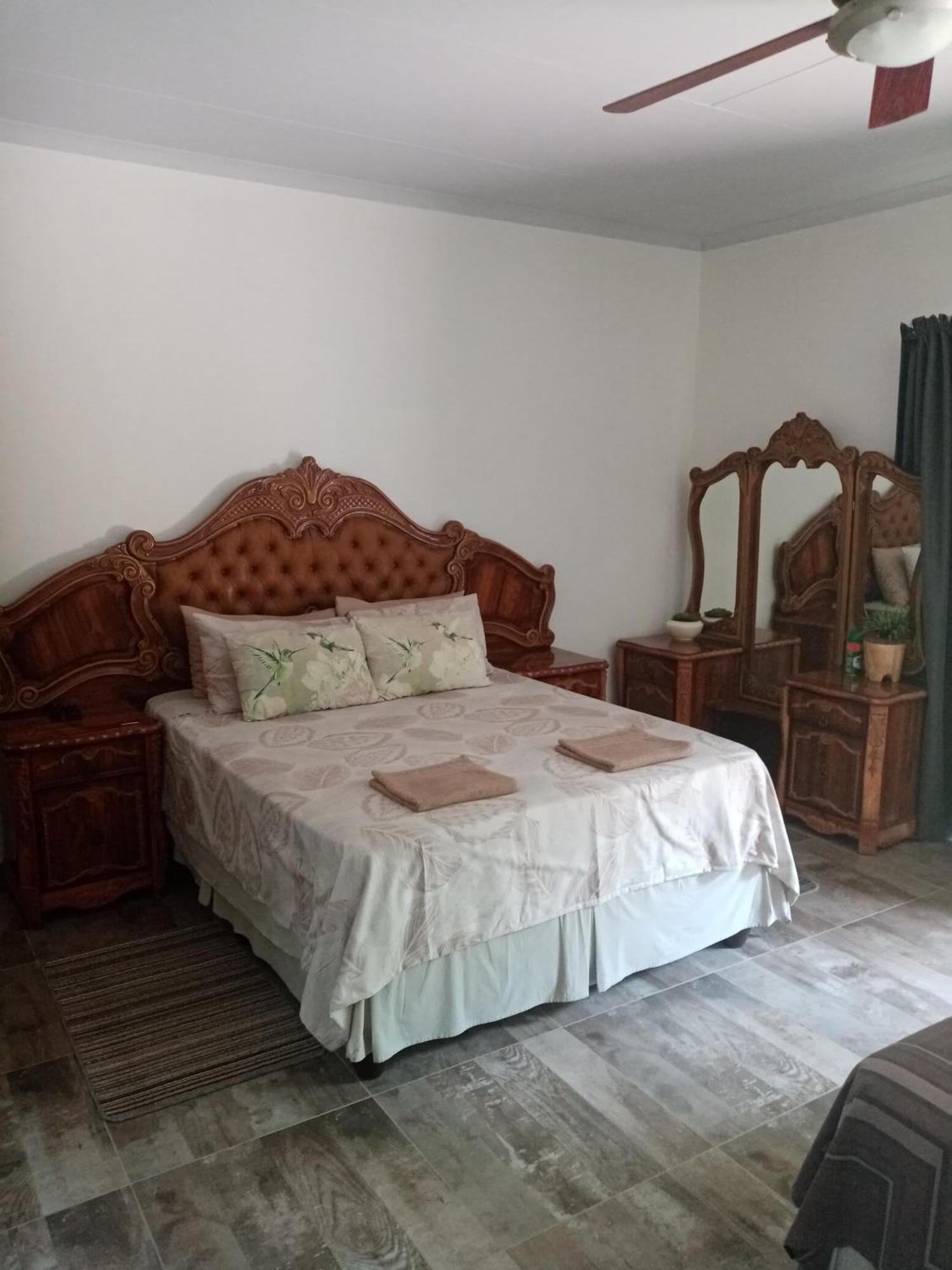 De La Rose Guesthouse Lephalale المظهر الخارجي الصورة