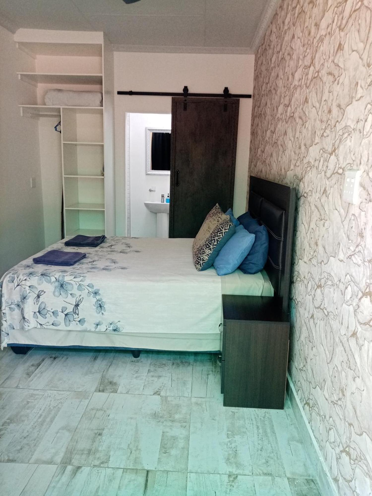 De La Rose Guesthouse Lephalale المظهر الخارجي الصورة
