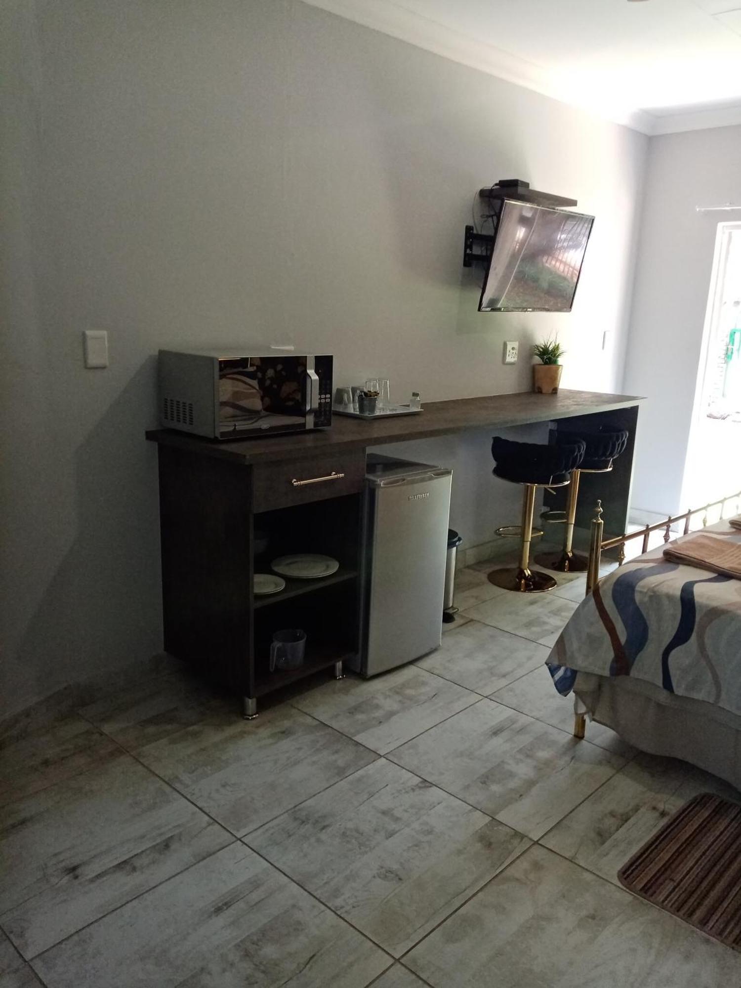 De La Rose Guesthouse Lephalale المظهر الخارجي الصورة